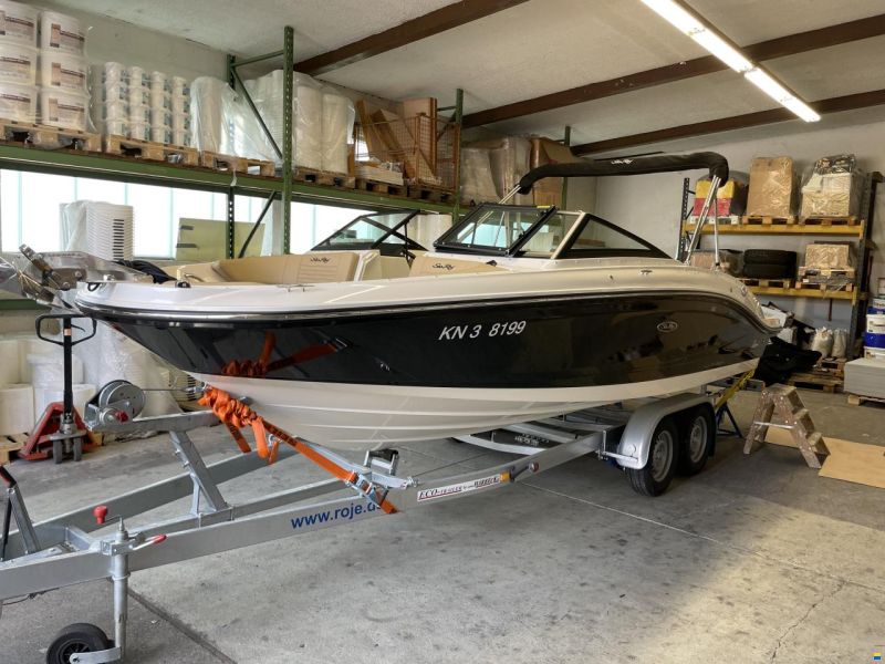 Sea Ray 210 SPXE