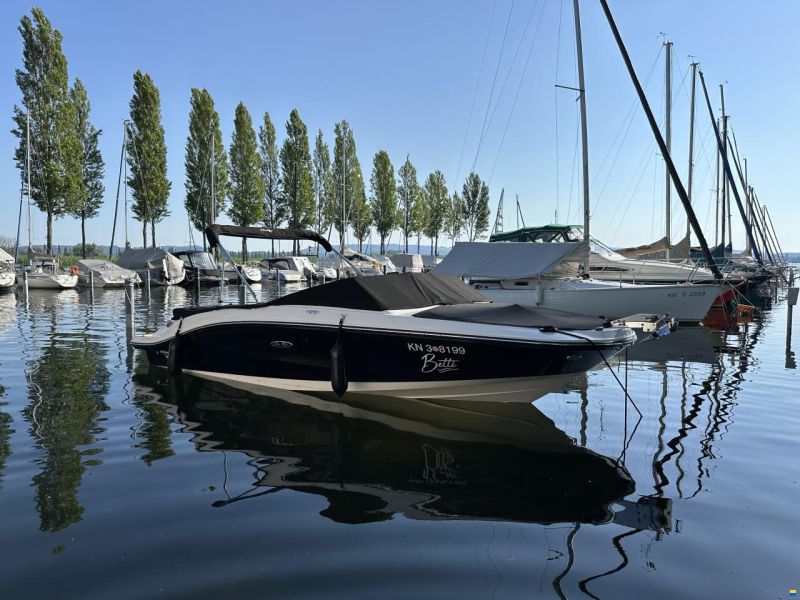 Sea Ray 210 SPXE