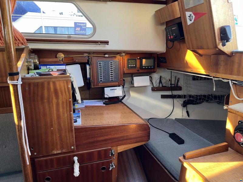 Asmus Hanseat 70B2 (BII)