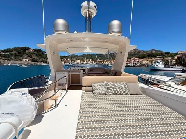 Azimut 58 Fly