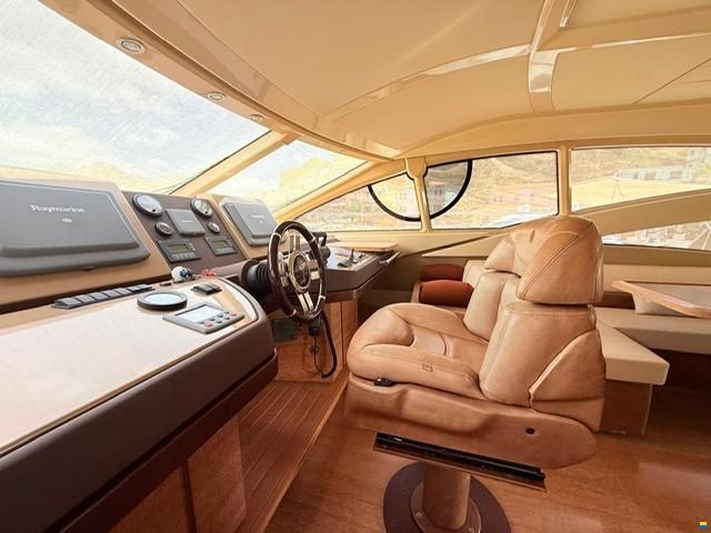 Azimut 58 Fly