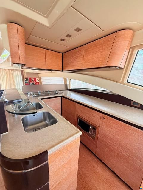 Azimut 58 Fly