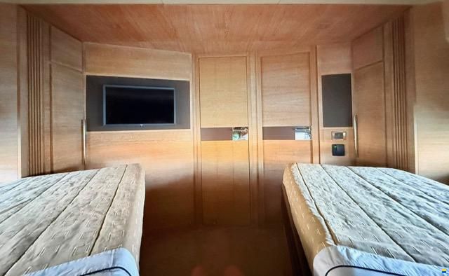 Azimut 58 Fly