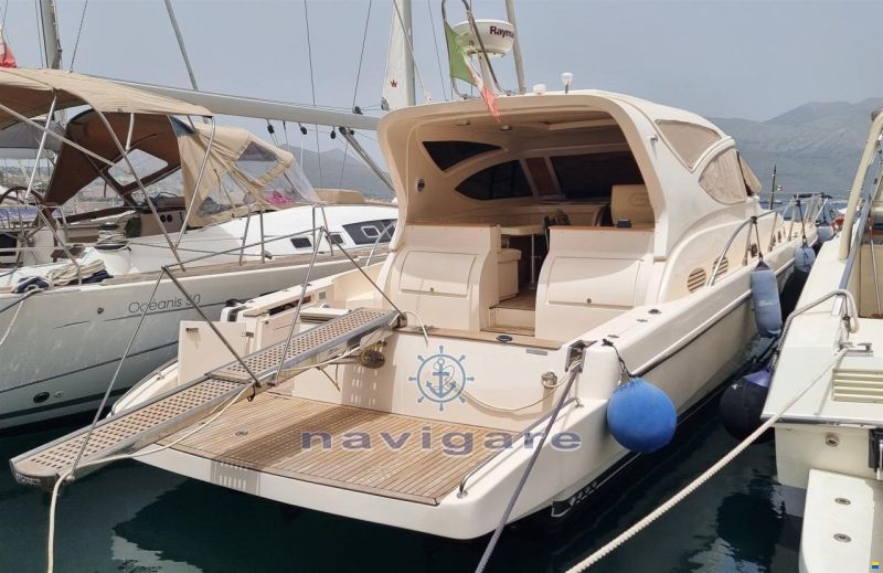Cayman 43 WA