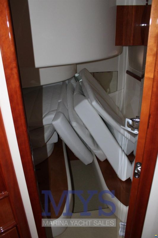 Pershing 46'