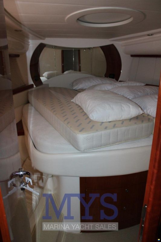 Pershing 46'