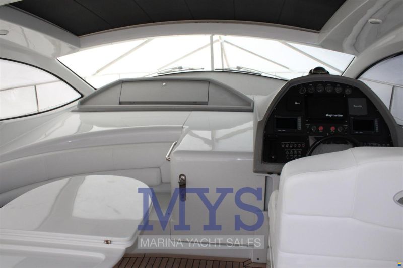 Pershing 46'