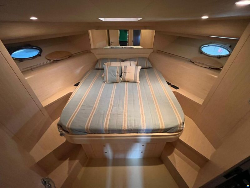 Uniesse 48 OPEN