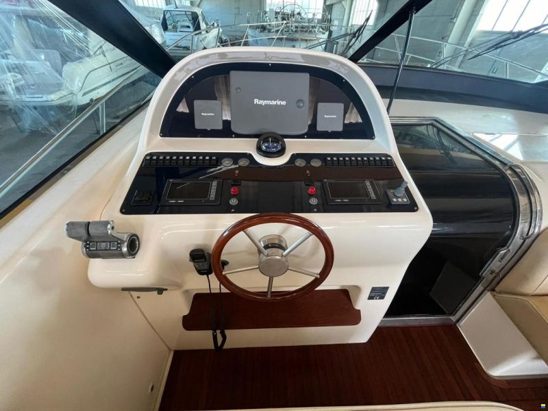 Uniesse 48 OPEN