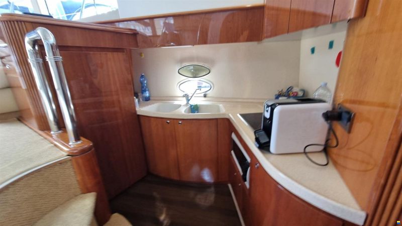 Azimut 42 FLY