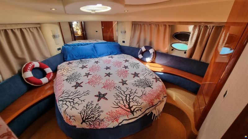 Azimut 42 FLY