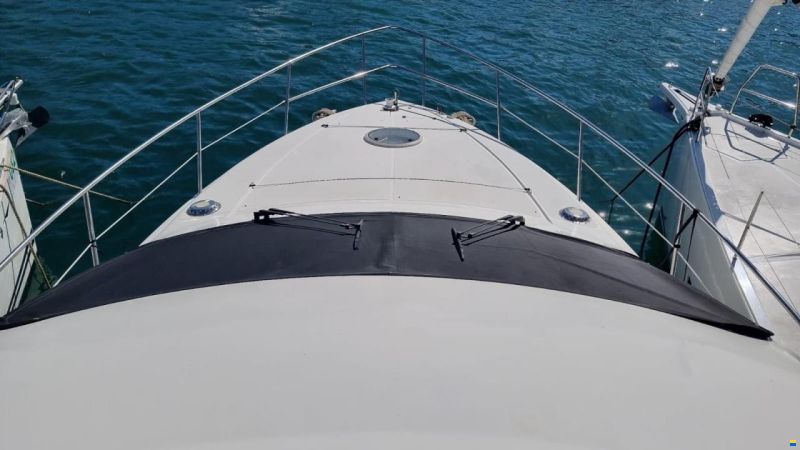 Azimut 42 FLY