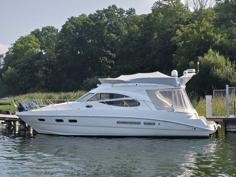 Sealine F 42/5