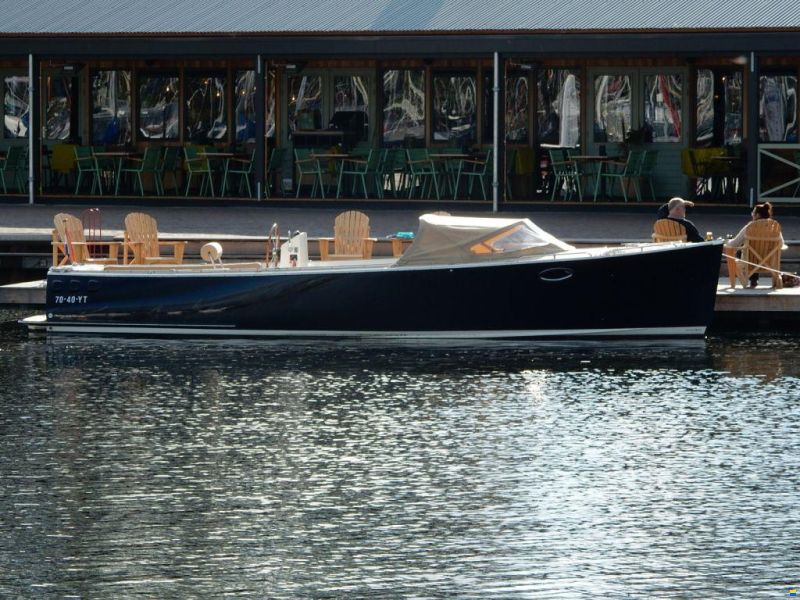 AdmiralsTender C28