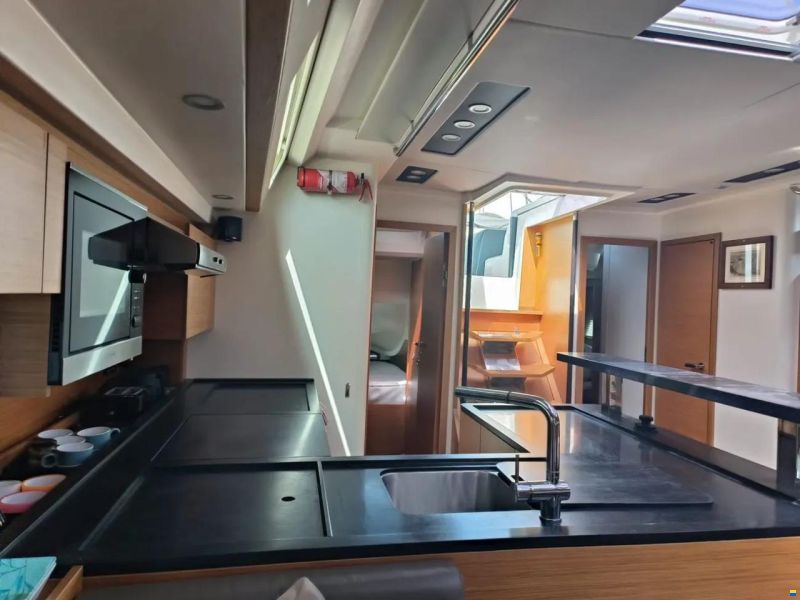 Hanse 588
