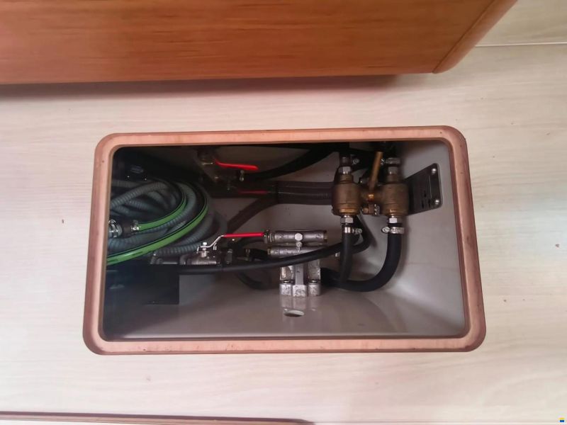 Hanse 588