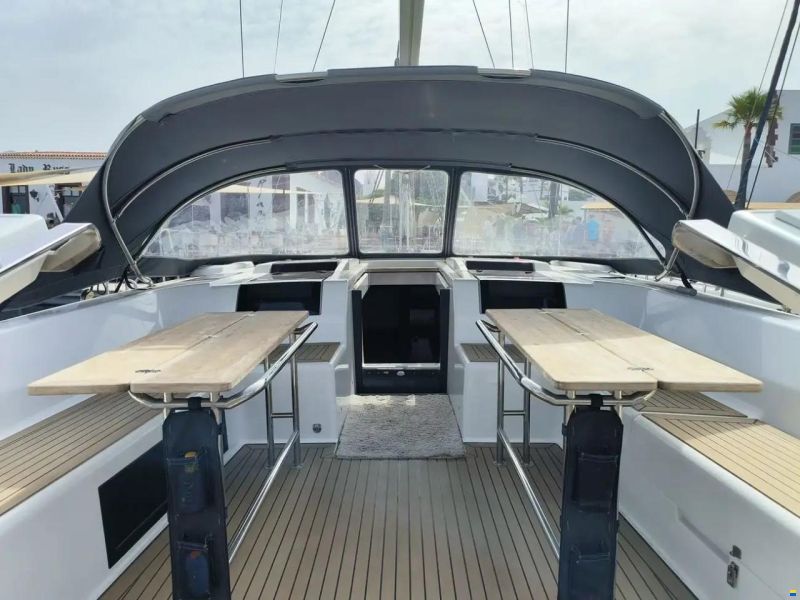 Hanse 588