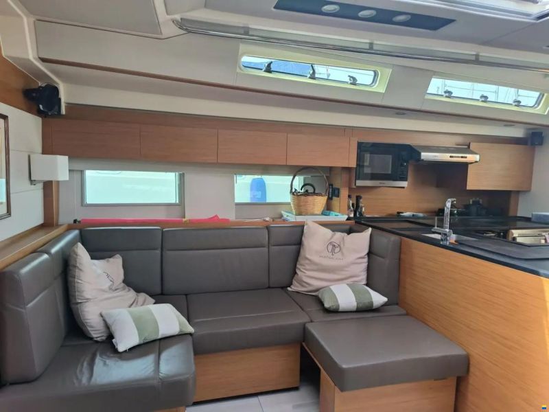 Hanse 588