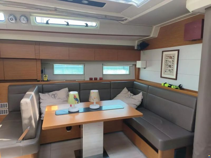 Hanse 588