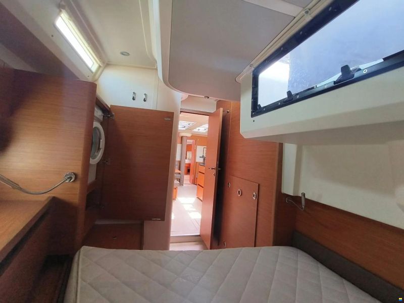 Hanse 588