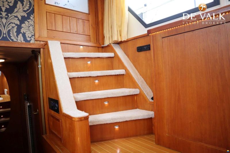 Valk Challenger Royal 48