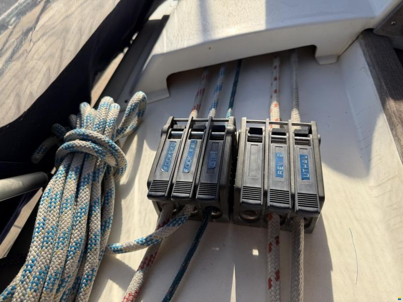 Hanse 331