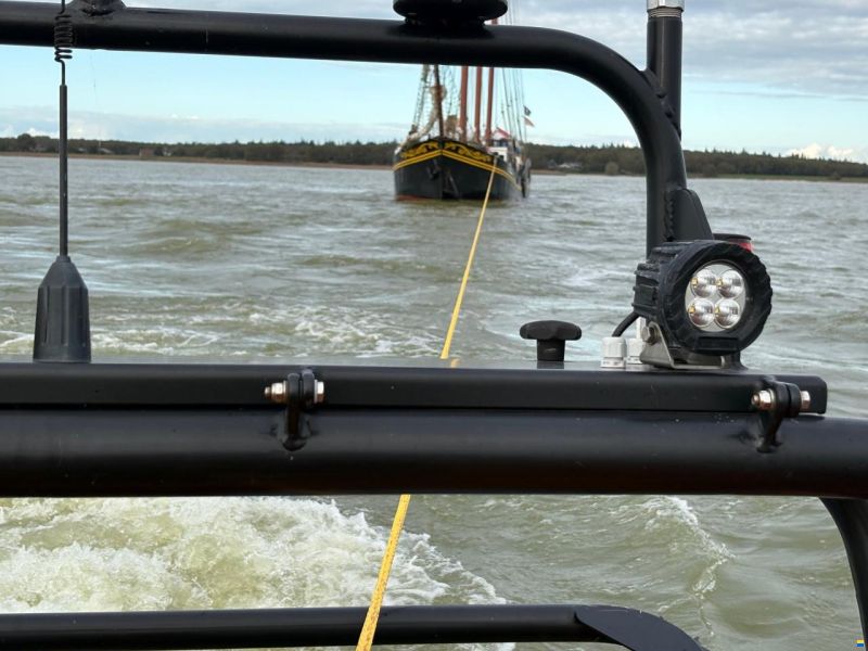 Gemini professional ribs for sale and charter