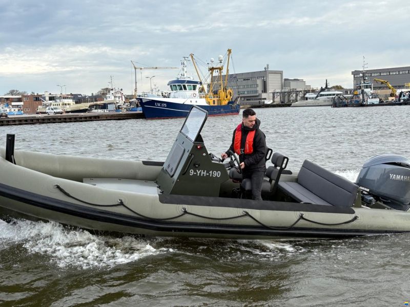 Gemini professional ribs for sale and charter