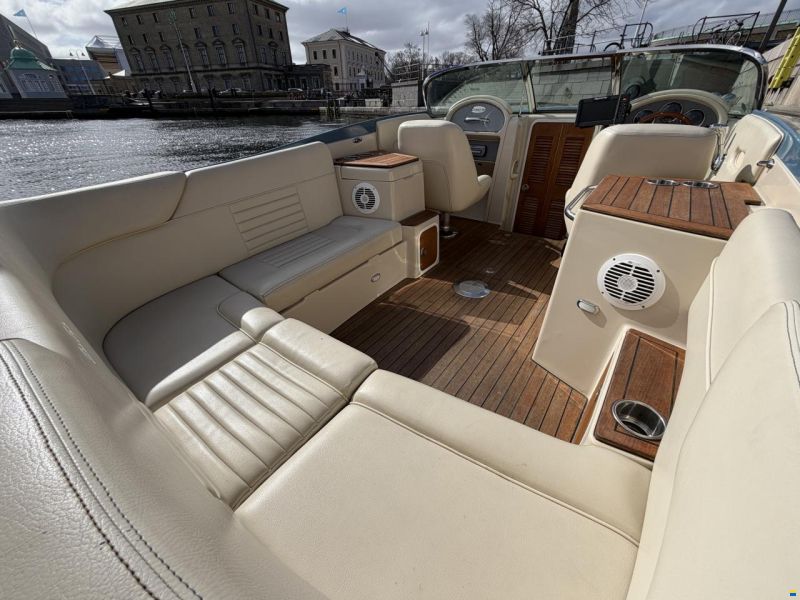 Chris Craft Corsair 25
