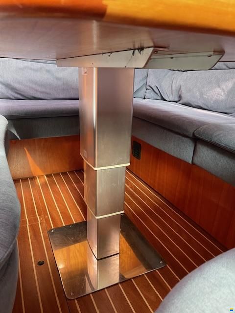 Bavaria 39