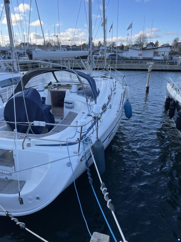 Bavaria 39