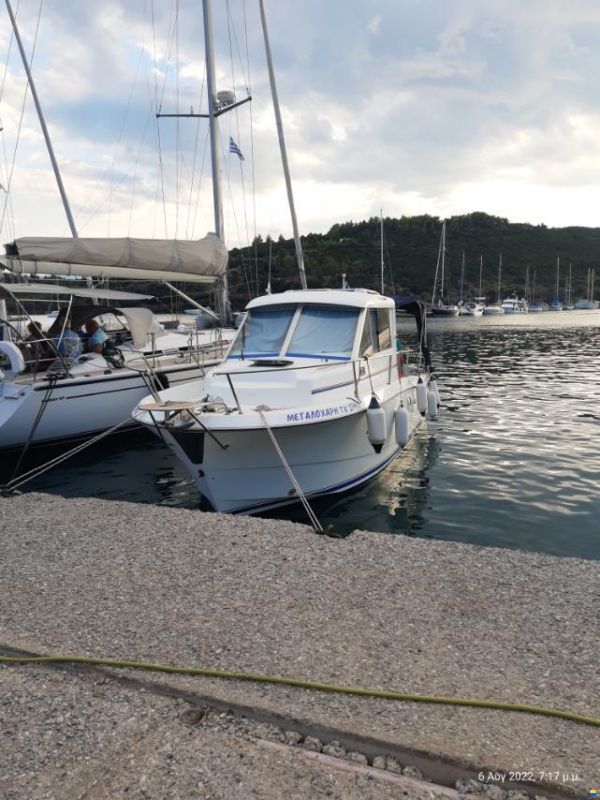 Beneteau Antares 760