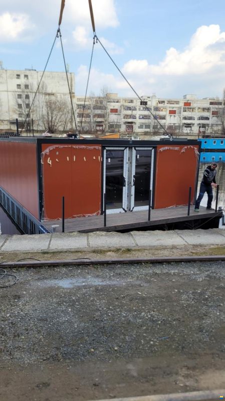 Shiptech Houseboat SCHAB CLUB 12x6m