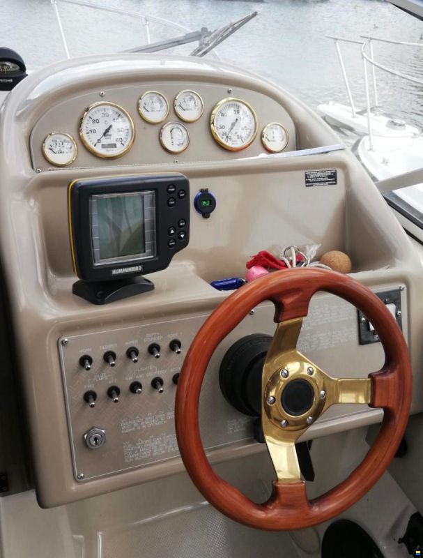 Bayliner 2355