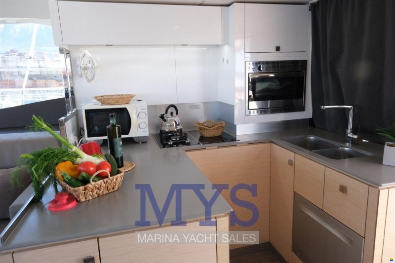 Fountaine Pajot MY 44