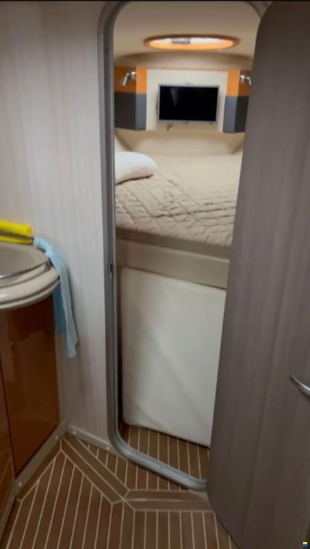Larson Boats Cabrio 330