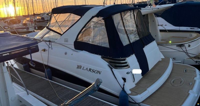 Larson Boats Cabrio 330