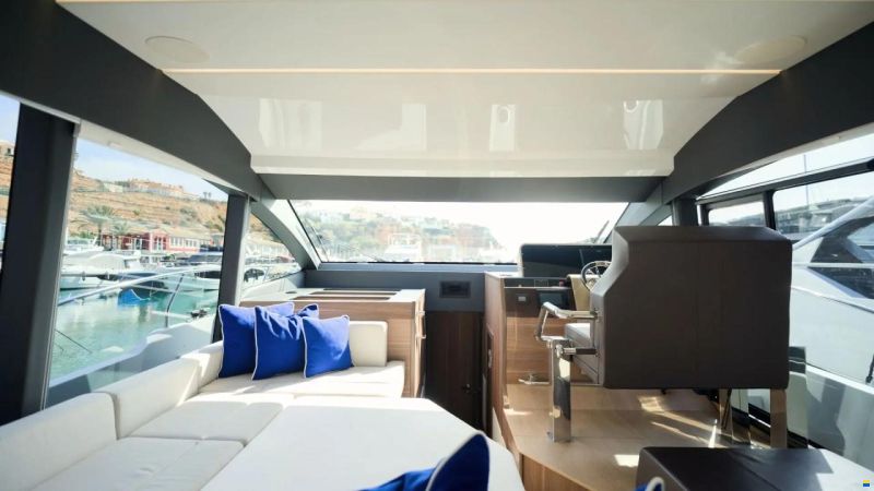 Sealine F530