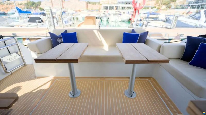 Sealine F530