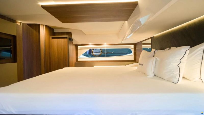 Sealine F530