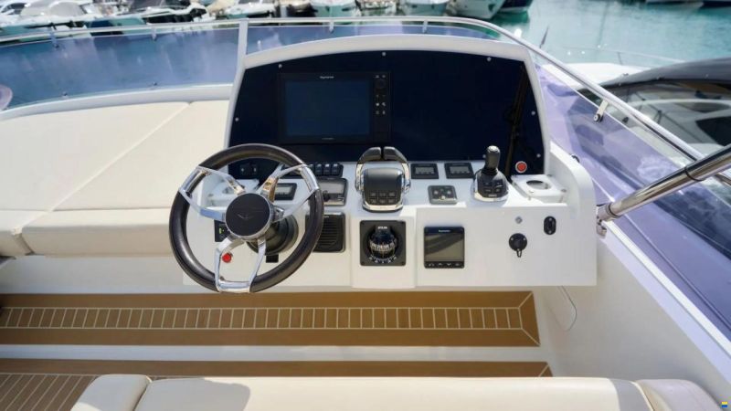 Sealine F530