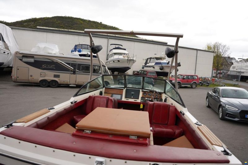 Bayliner MUTINY