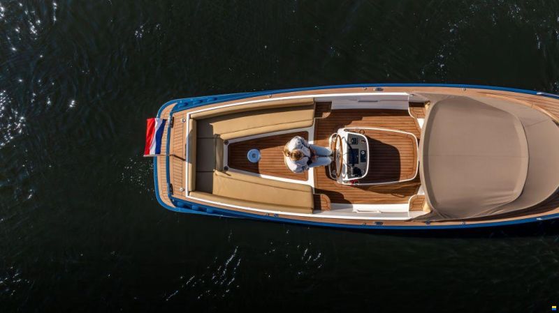 AdmiralsTender C28