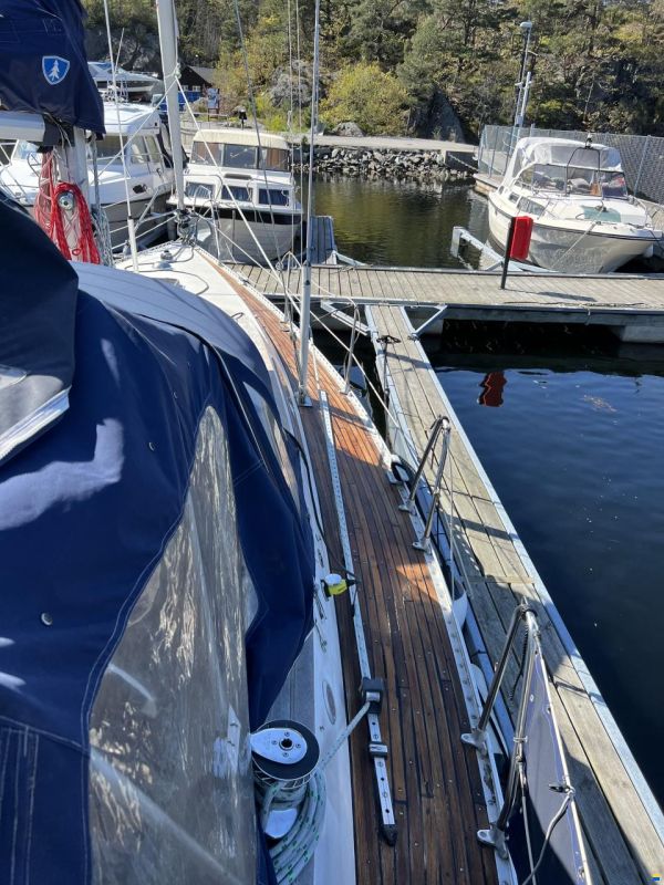 Porali Marin Bostrøm 37