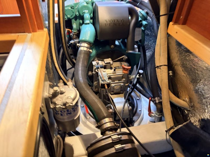 Hallberg-Rassy HR 342