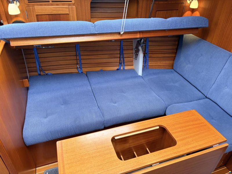 Hallberg-Rassy HR 342