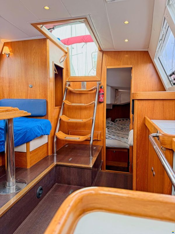 Wauquiez Pilot Saloon 41