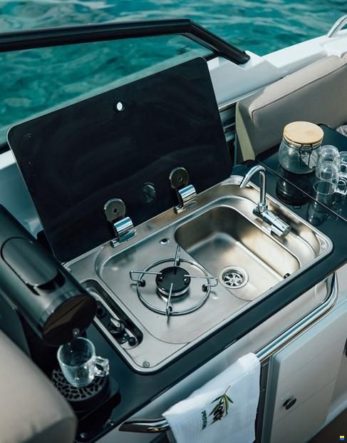 Nordkapp Noblesse 830