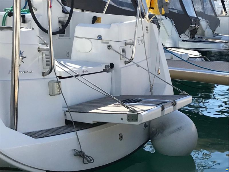 Jeanneau Sun Odyssey 379 DL