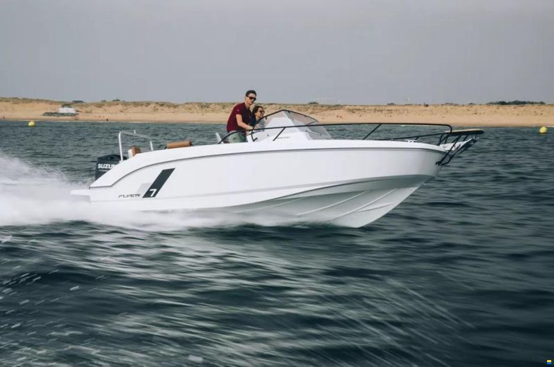 Beneteau Flyer 7 SUNdeck